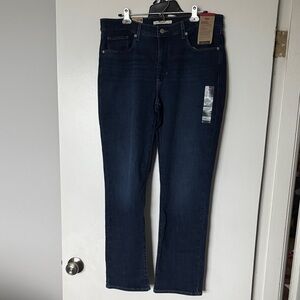 NWT Levi’s Dark Blue Straight Leg Mid Rise Stretch Jeans 14M/32
